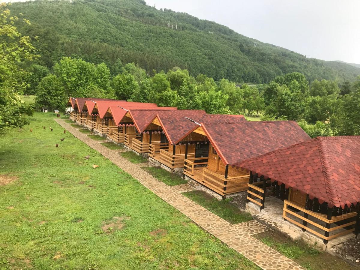 Casutele Doftanei Teşila Exterior foto
