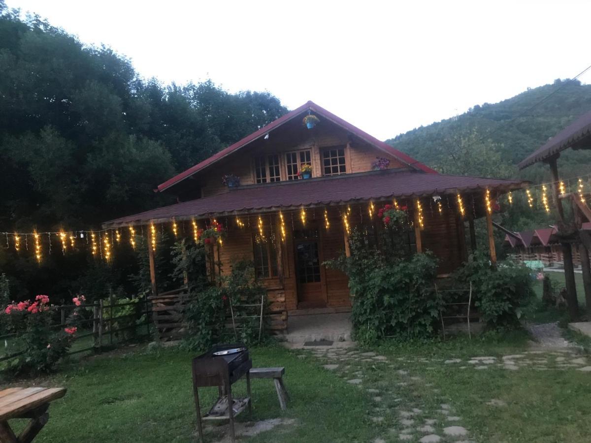 Casutele Doftanei Teşila Exterior foto